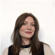 Professeur d'anglais, français et autres. Diplôme de Master en IAE.